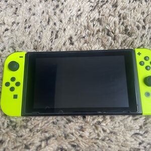 Nintendo Switch neon gray with charger